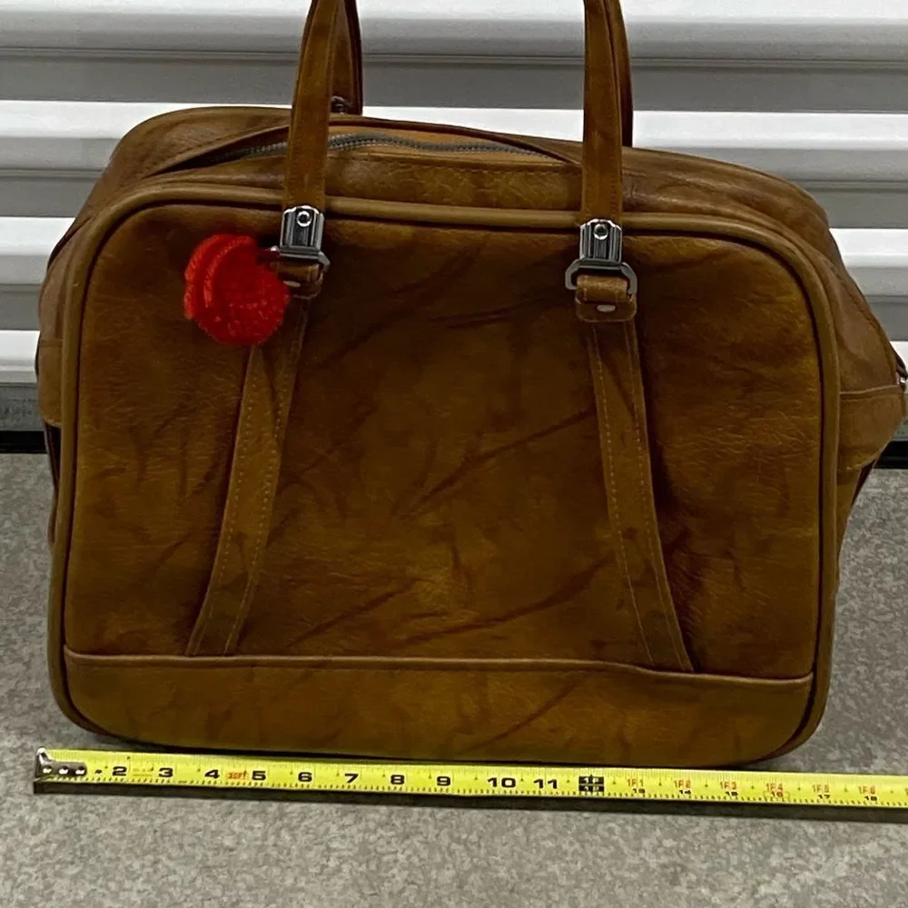 Vintage American Tourister Brown Camel Leather Bag